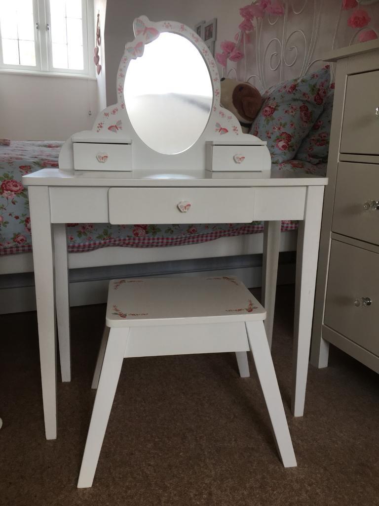 elc wooden dressing table